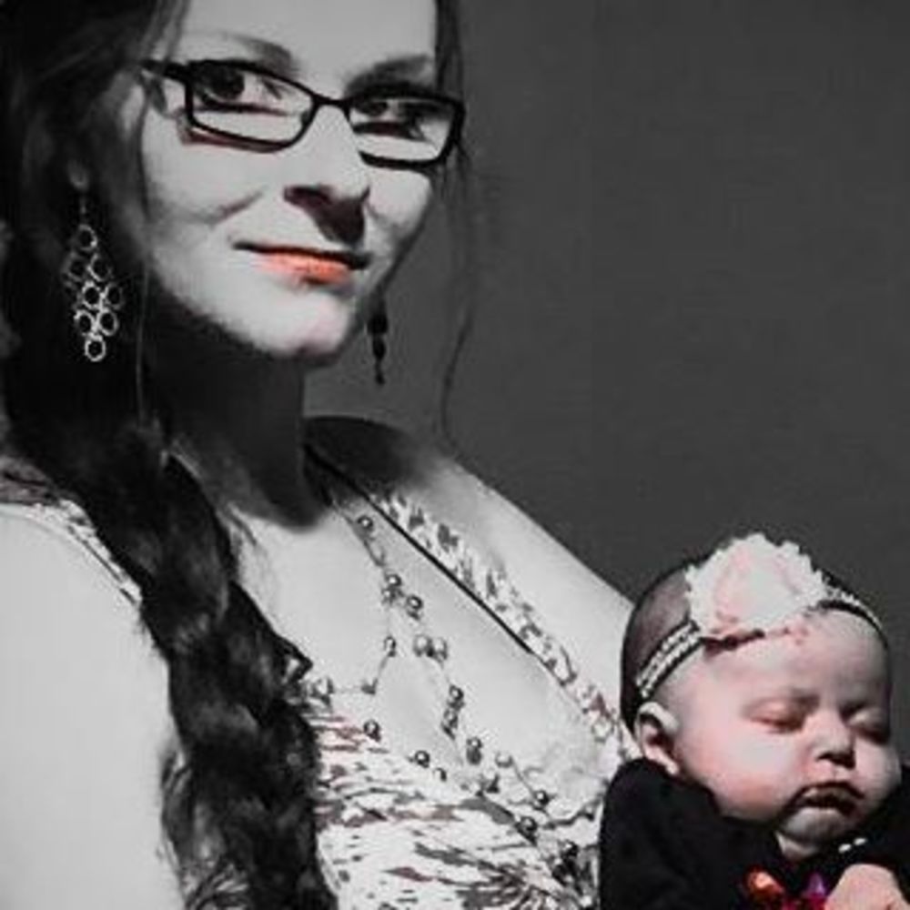 Meet your Posher, Lizzie